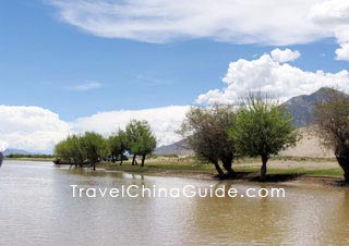 Yarlung Tsangpo River